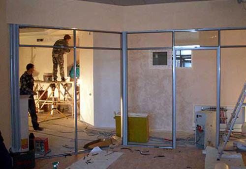 Цена возведения перегородок в новостройке. Сколько стоит поставить перегородку в квартире: особенности и цены