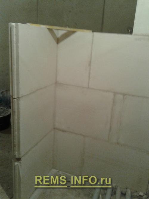 Дверной проем в перегородке ПГП. Кладка перегородки 02 Дверной проем в перегородке ПГП. Кладка перегородки 02