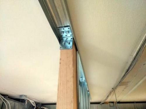 Как смонтировать межкомнатную перегородку из.. Технология монтажа силикатной перегородочной плиты СППо-80 начинается с выполнения кладки первого ряда. 11 Как смонтировать межкомнатную перегородку из.. Технология монтажа силикатной перегородочной плиты СППо-80 начинается с выполнения кладки первого ряда. 11