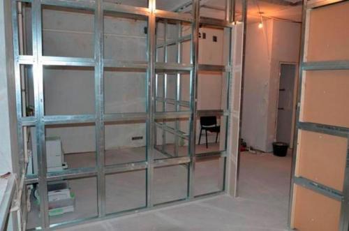 Как смонтировать межкомнатную перегородку из.. Технология монтажа силикатной перегородочной плиты СППо-80 начинается с выполнения кладки первого ряда. 13 Как смонтировать межкомнатную перегородку из.. Технология монтажа силикатной перегородочной плиты СППо-80 начинается с выполнения кладки первого ряда. 13