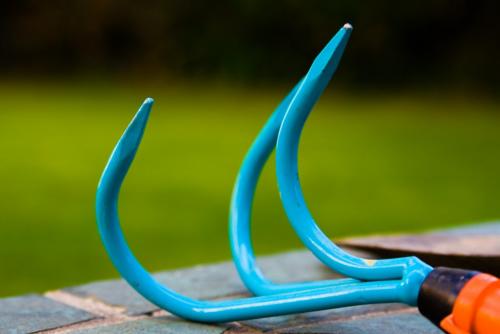 Лучший цветочный декор для вашей дачи. Оригинальные клумбы и цветники своими руками 16