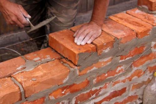 Полнотелый кирпич. Кирпич глиняный полнотелый размеры: стандартные габариты