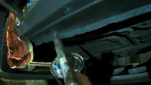 Как заделать дыру в пороге стеклотканью. Процесс ремонта гнилых порогов