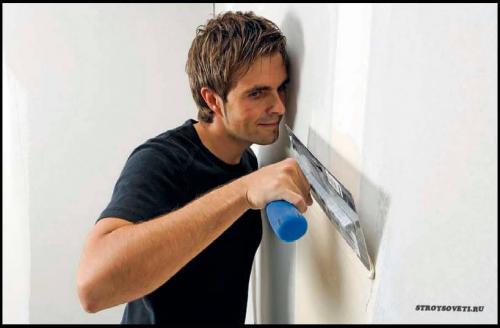 Как шпаклевать неровные стены. Технология работы