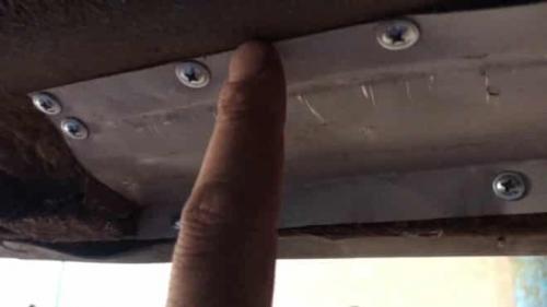 Чем заделать дырку в днище авто. Способы восстановления пола автомобиля