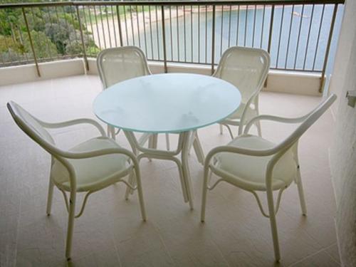 Мебель для балкона. Тонкости выбора