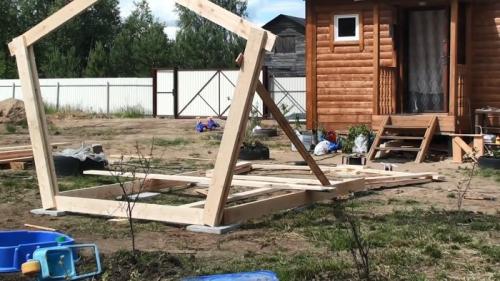 Как построить беседку своими руками из дерева. Процесс изготовления беседки