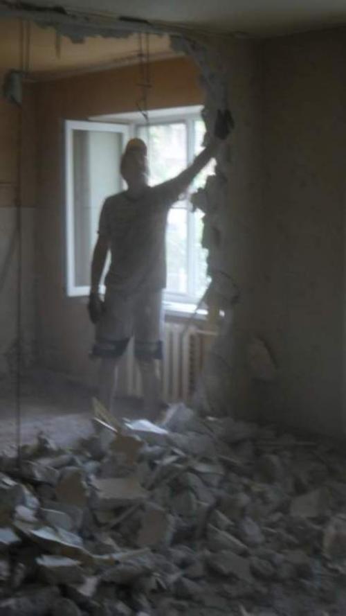 Как сломать стену перфоратором. Какими способами сломать стену