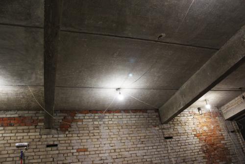 Демонтаж внутренней отделки. Как демонтировать старую отделку квартиры быстро и легко