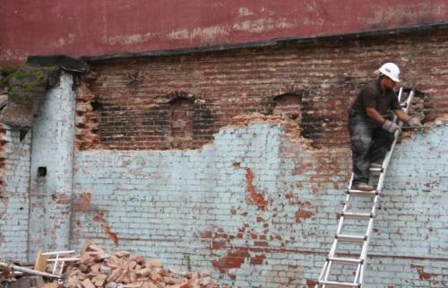 Как самому провести демонтаж стен. То чего вы не знали про демонтаж стен и перегородок 05 Как самому провести демонтаж стен. То чего вы не знали про демонтаж стен и перегородок 05