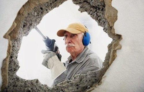 Как демонтировать стену в квартире. Как снести стену в квартире самому, но при этом не разнести квартиру