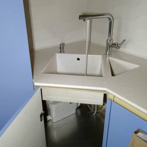 Объединение кухни и комнаты в двухкомнатной квартире. Недопустимые действия