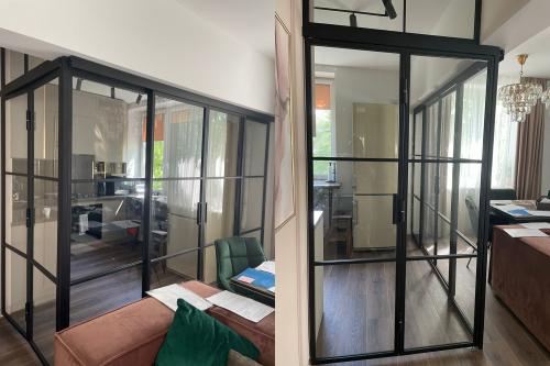 Снос стены между кухней и комнатой в квартире. Перепланировка кухни 07 Снос стены между кухней и комнатой в квартире. Перепланировка кухни 07