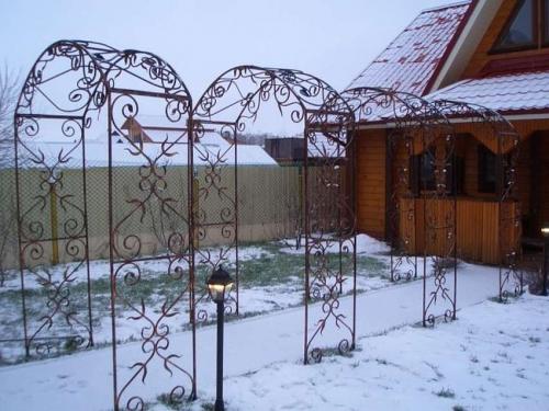 Садовые арки из металла своими руками. Видовое разнообразие конструкций и их место в саду 08 Садовые арки из металла своими руками. Видовое разнообразие конструкций и их место в саду 08