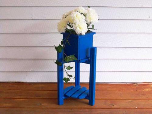 Напольная подставка под цветы своими руками. Виды подставок для растений