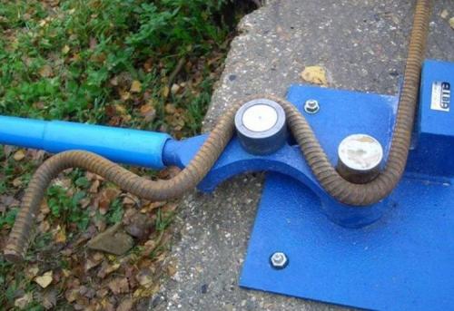 Приспособление гнуть арматуру. Как своими руками сделать станок для гибки арматуры: пошаговая инструкция