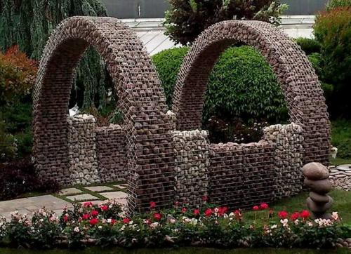 Кованые арки для вьющихся растений. Виды материалов арки для цветов и вьющихся растений