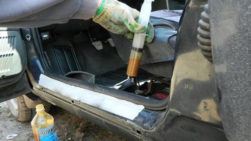 Чем лучше обработать арки автомобиля своими руками. Лучшие антикоры для автомобиля в 2023 году 09 Чем лучше обработать арки автомобиля своими руками. Лучшие антикоры для автомобиля в 2023 году 09