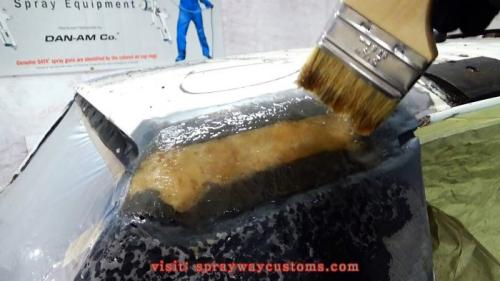 Как восстановить крыло автомобиля стекловолокном. Процесс ремонта сквозной коррозии кузова авто