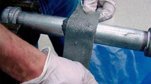 Заделать дыру в кузове без сварки. Заделка дыр шпатлевкой 05 Заделать дыру в кузове без сварки. Заделка дыр шпатлевкой 05