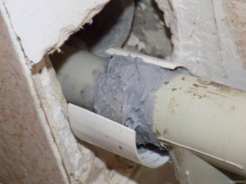 Заделать дыру в кузове без сварки. Заделка дыр шпатлевкой 06 Заделать дыру в кузове без сварки. Заделка дыр шпатлевкой 06